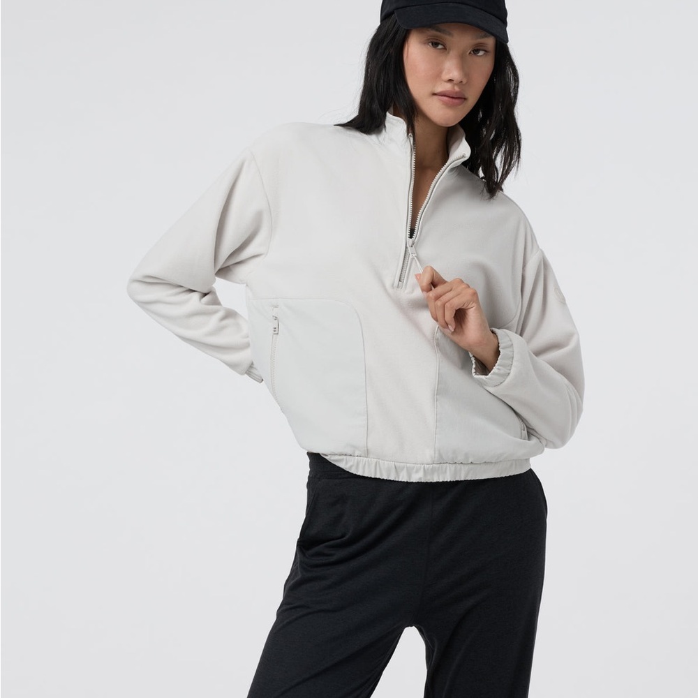 NWT | Vuori Aspen Half Zip in Salt - Picture 8 of 8